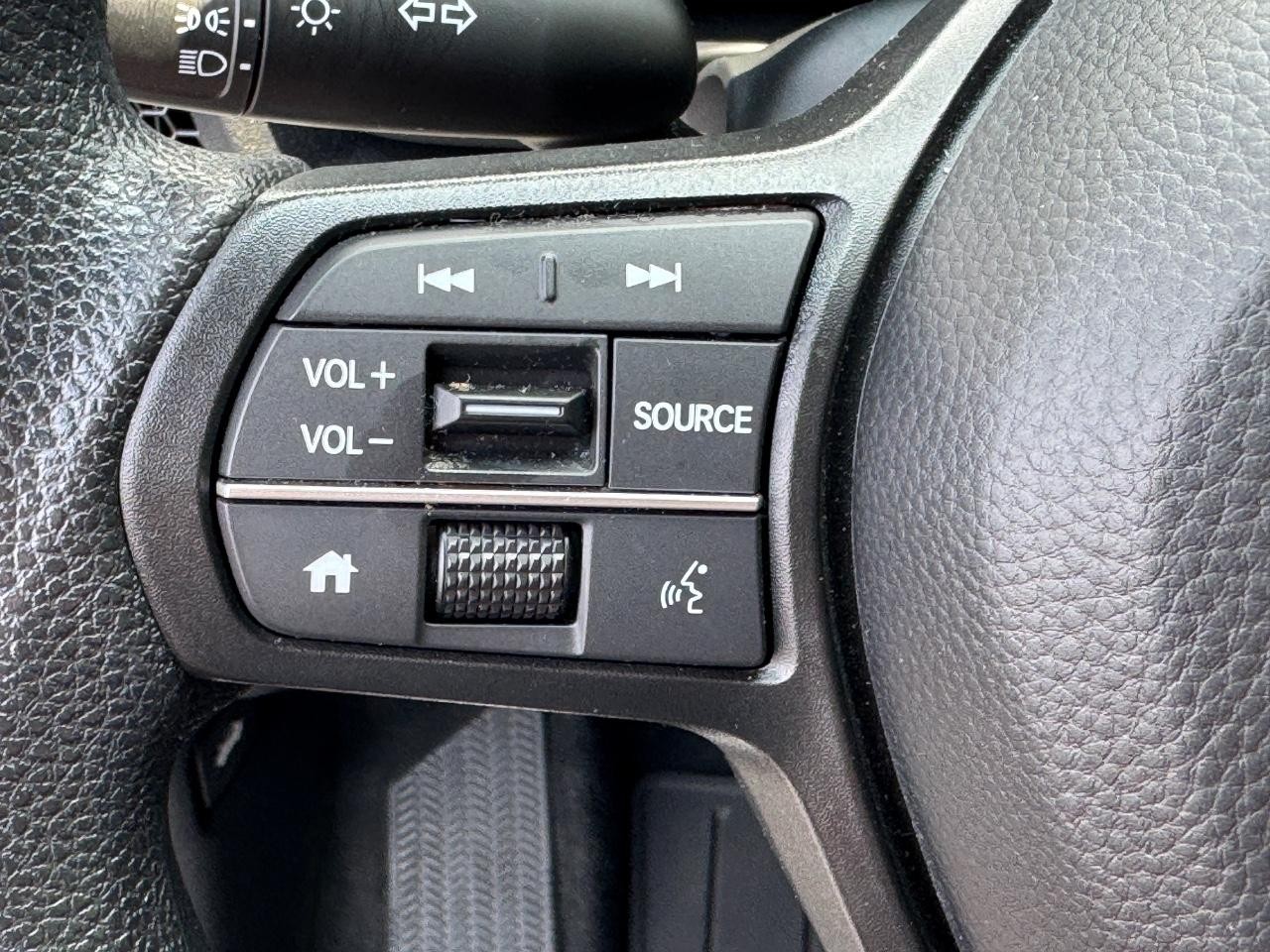 Honda CR-V Vehicle Full-screen Gallery Image 22