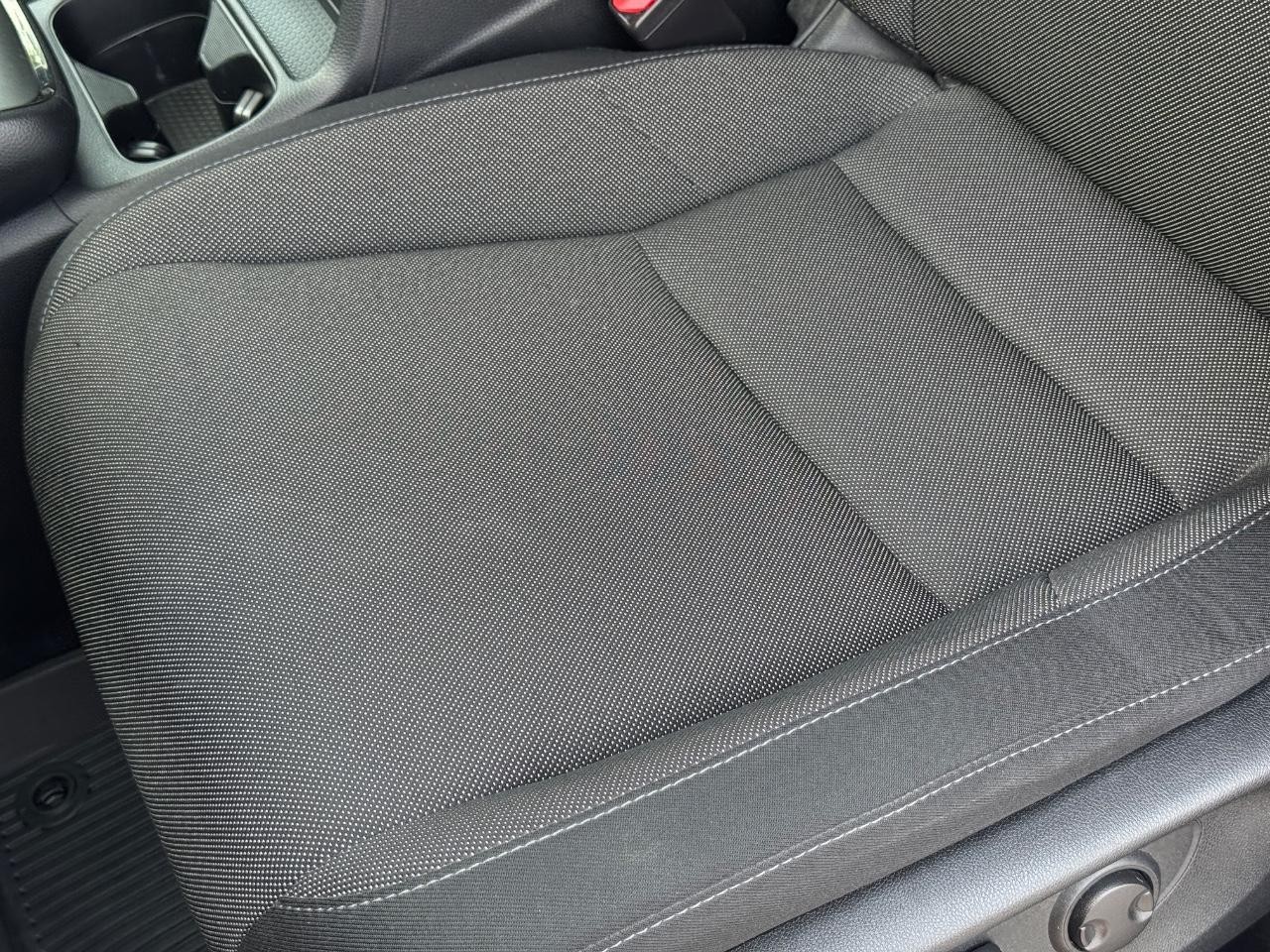 Honda CR-V Vehicle Full-screen Gallery Image 27