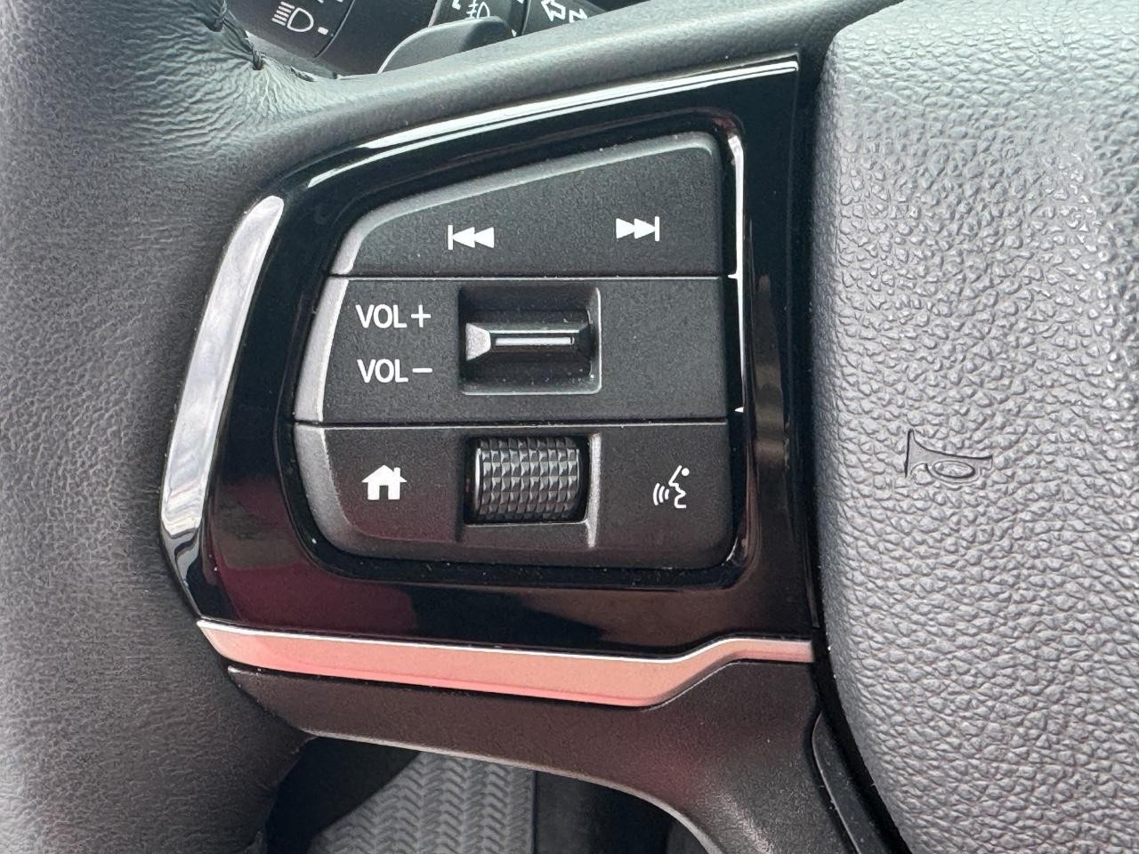 Honda Odyssey Vehicle Full-screen Gallery Image 22