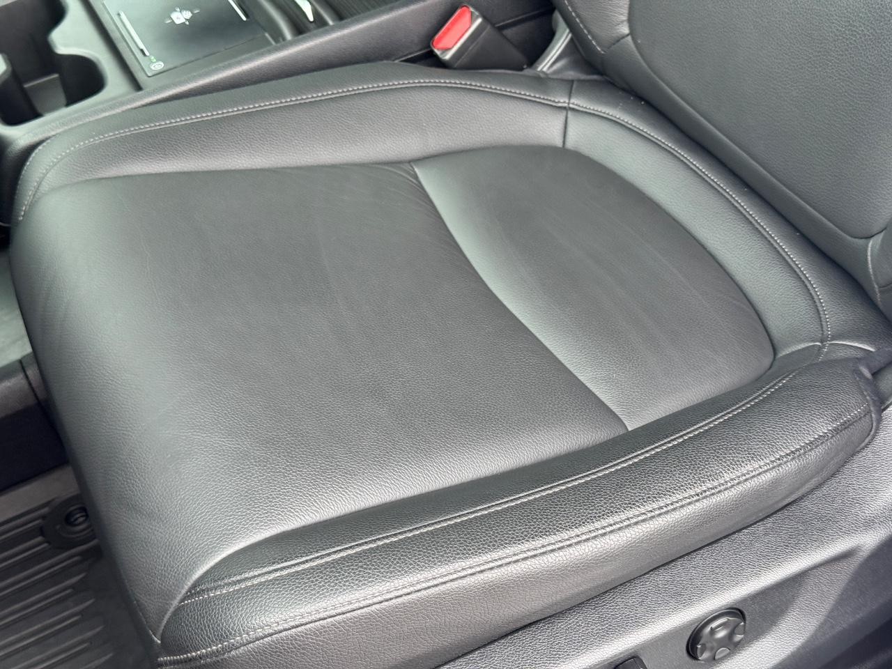 Honda Odyssey Vehicle Full-screen Gallery Image 27