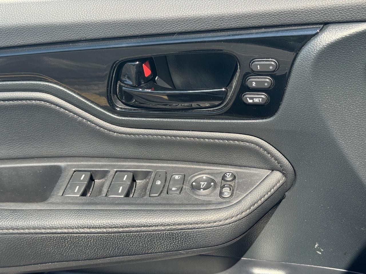 Honda Odyssey Vehicle Full-screen Gallery Image 28
