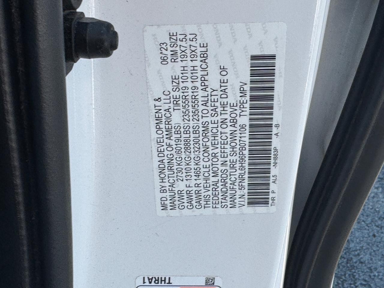 Honda Odyssey Vehicle Full-screen Gallery Image 30