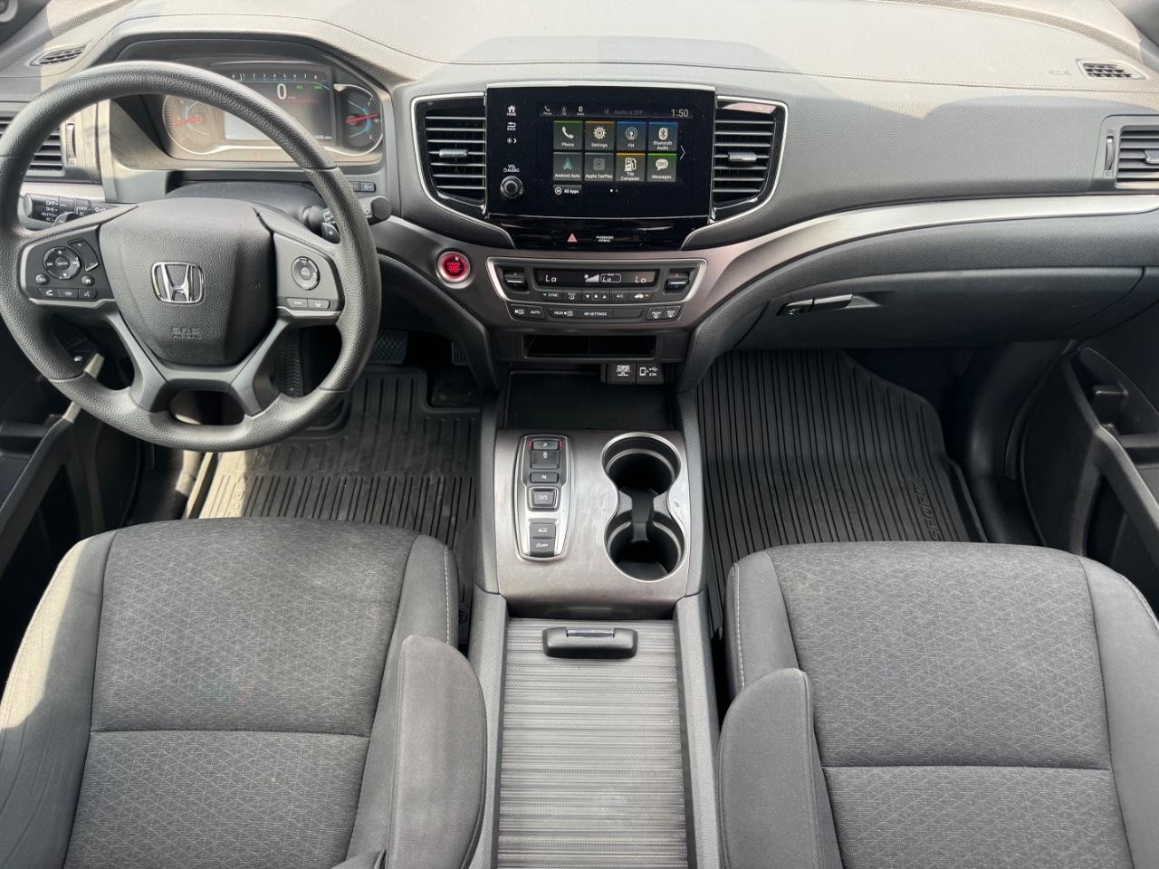 Honda Passport Vehicle Full-screen Gallery Image 12