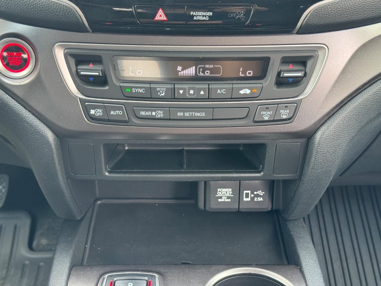 Honda Passport Vehicle Full-screen Gallery Image 15
