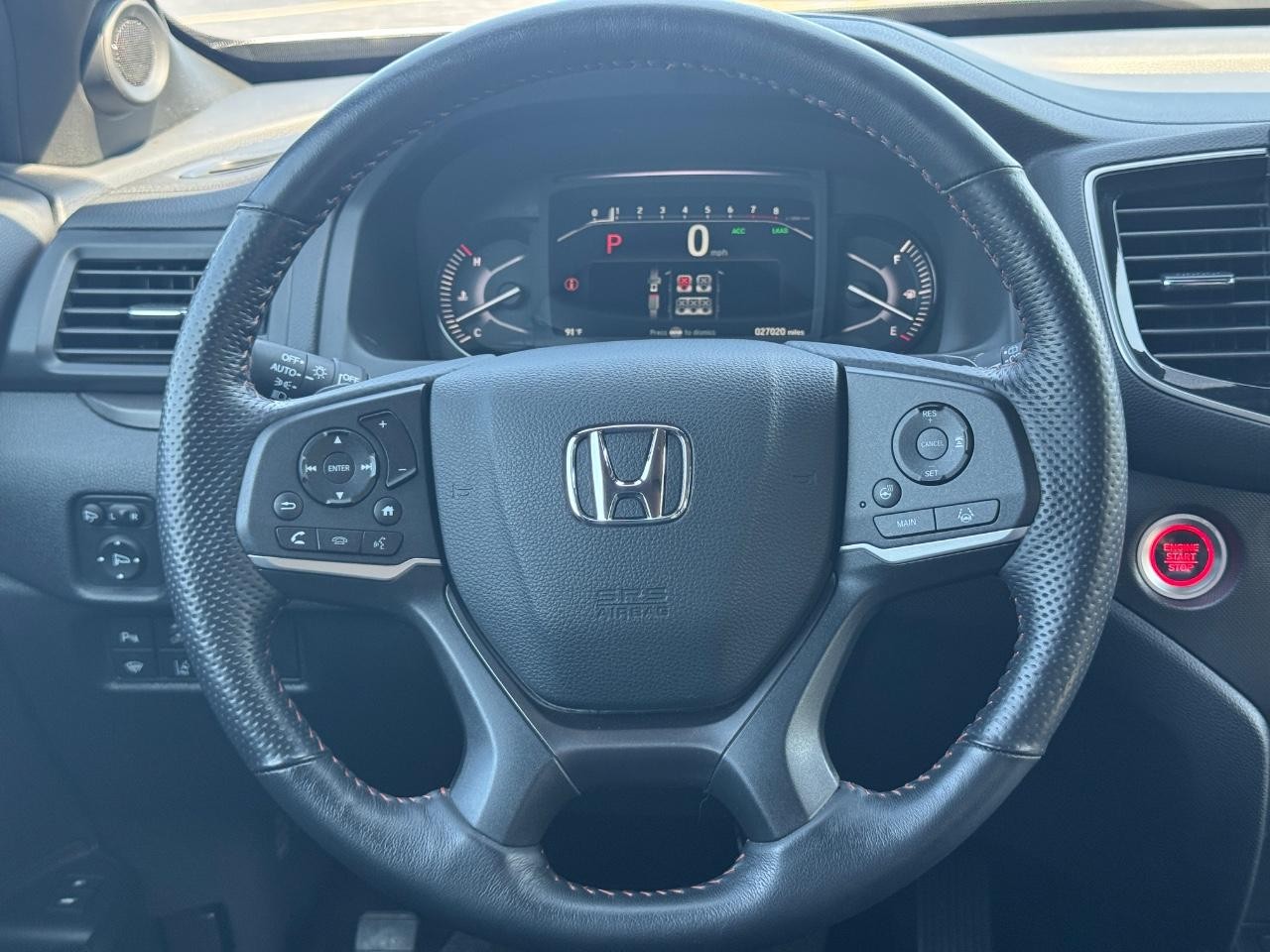 Honda Passport Vehicle Full-screen Gallery Image 13