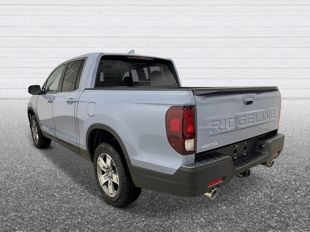 Honda Ridgeline Vehicle Full-screen Gallery Image 04