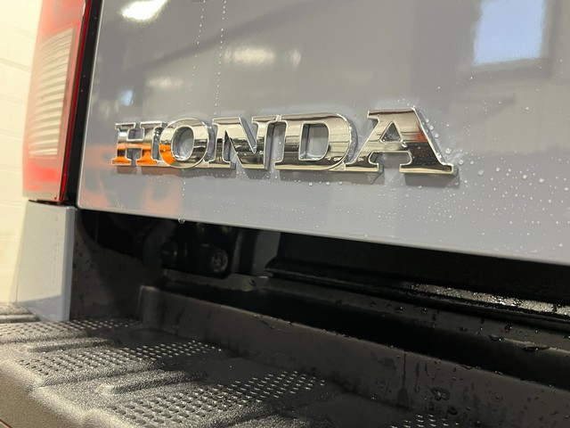 Honda Ridgeline Vehicle Full-screen Gallery Image 08
