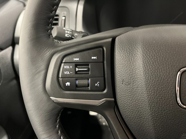 Honda Ridgeline Vehicle Full-screen Gallery Image 17