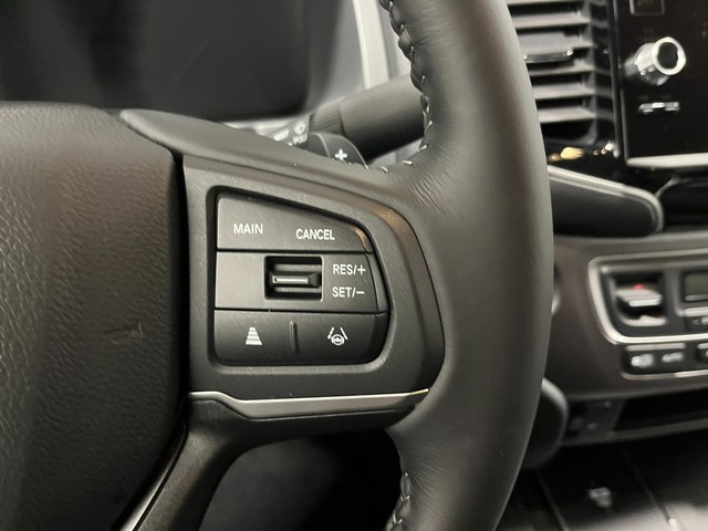 Honda Ridgeline Vehicle Full-screen Gallery Image 18