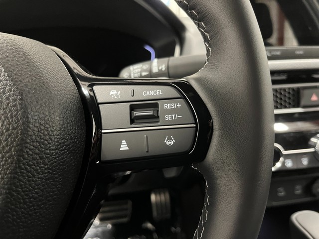 Honda Civic Sedan Hybrid Vehicle Full-screen Gallery Image 17