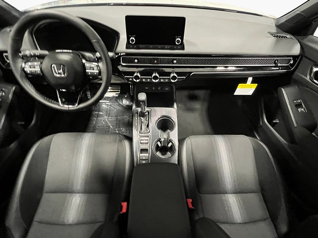 Honda Civic Hatchback Hybrid Vehicle Full-screen Gallery Image 16