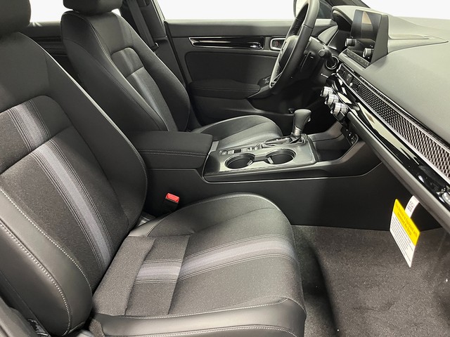 Honda Civic Hatchback Hybrid Vehicle Full-screen Gallery Image 28