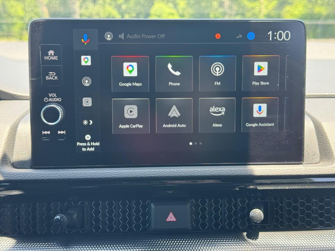 Honda CR-V Hybrid Vehicle Full-screen Gallery Image 14