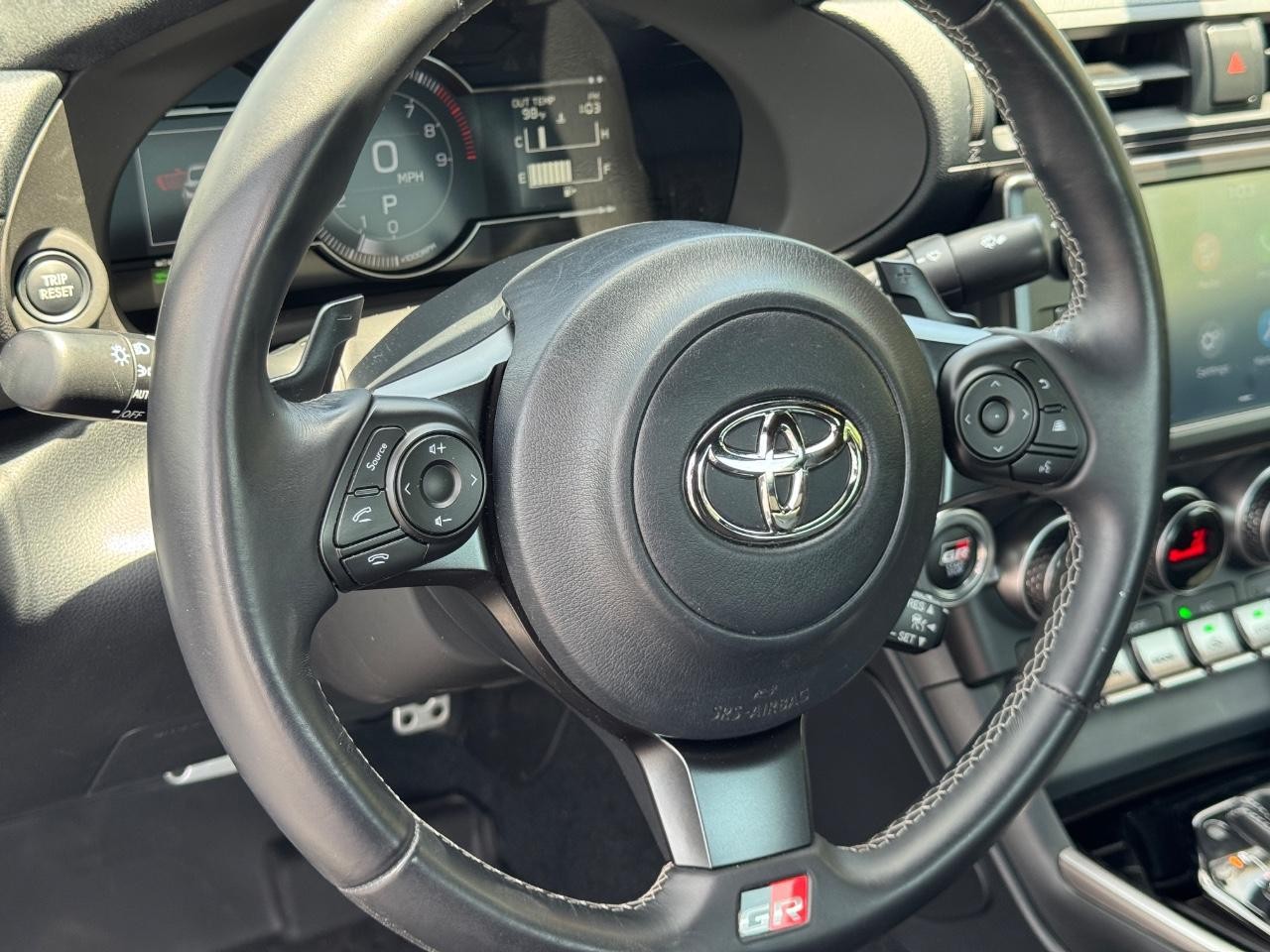 Toyota GR86 Vehicle Full-screen Gallery Image 18