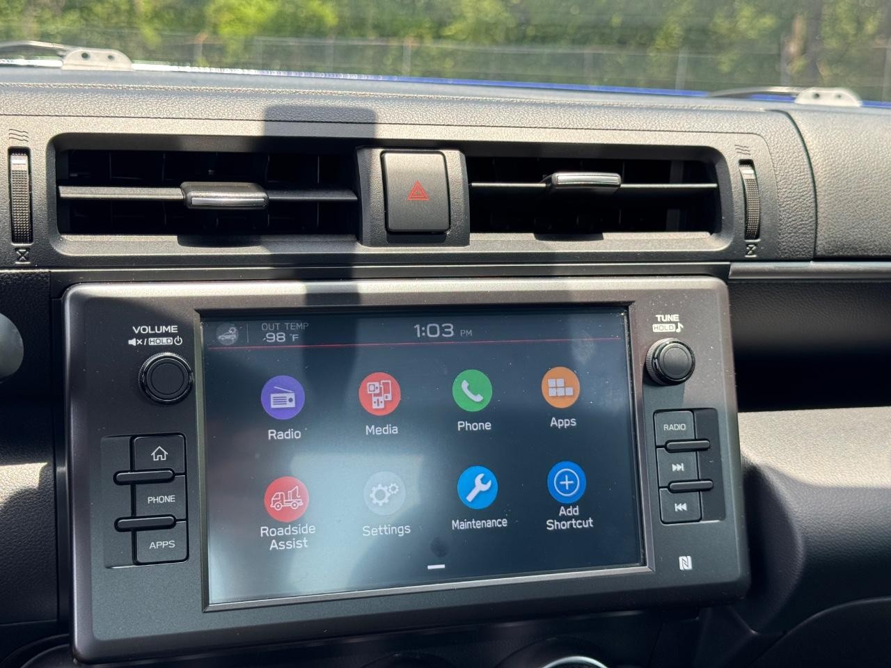 Toyota GR86 Vehicle Full-screen Gallery Image 19