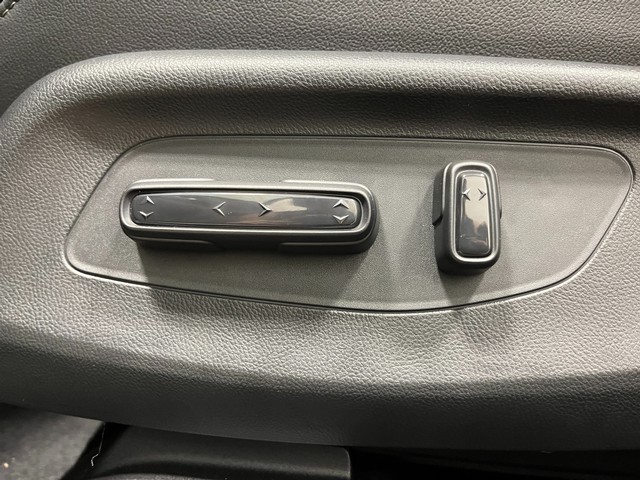 Honda HR-V Vehicle Full-screen Gallery Image 15