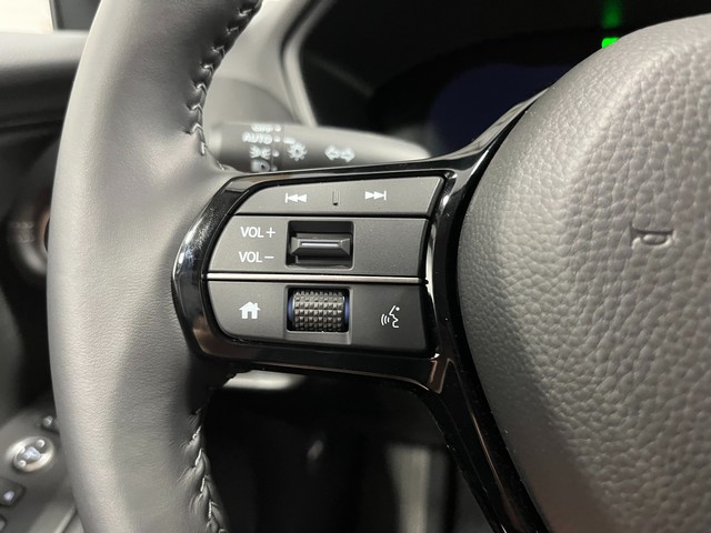 Honda HR-V Vehicle Full-screen Gallery Image 18