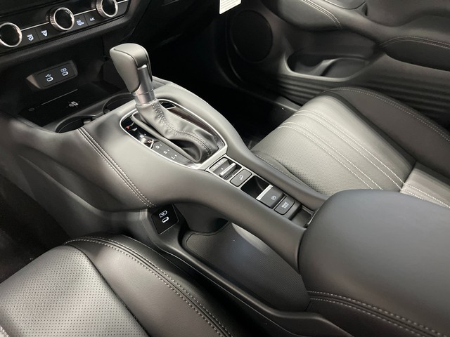 Honda HR-V Vehicle Full-screen Gallery Image 22