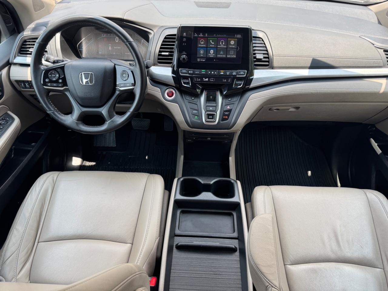 Honda Odyssey Vehicle Full-screen Gallery Image 13