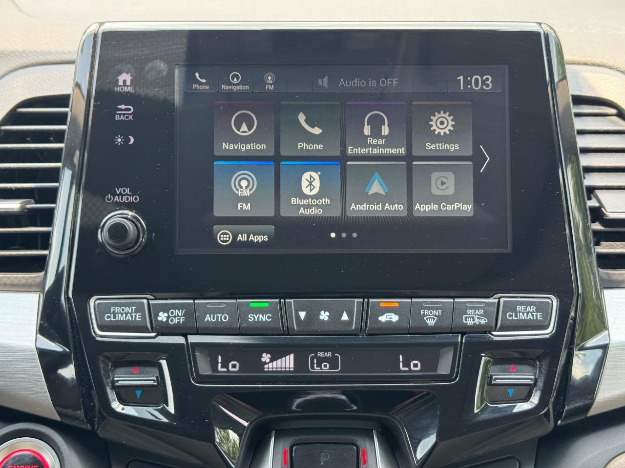 Honda Odyssey Vehicle Full-screen Gallery Image 15