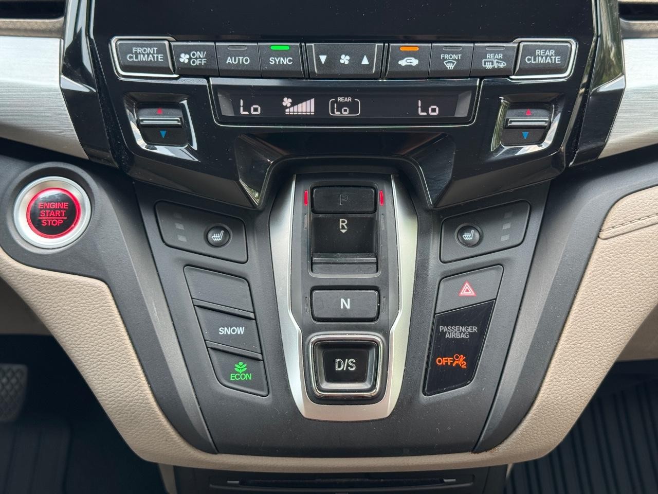 Honda Odyssey Vehicle Full-screen Gallery Image 16