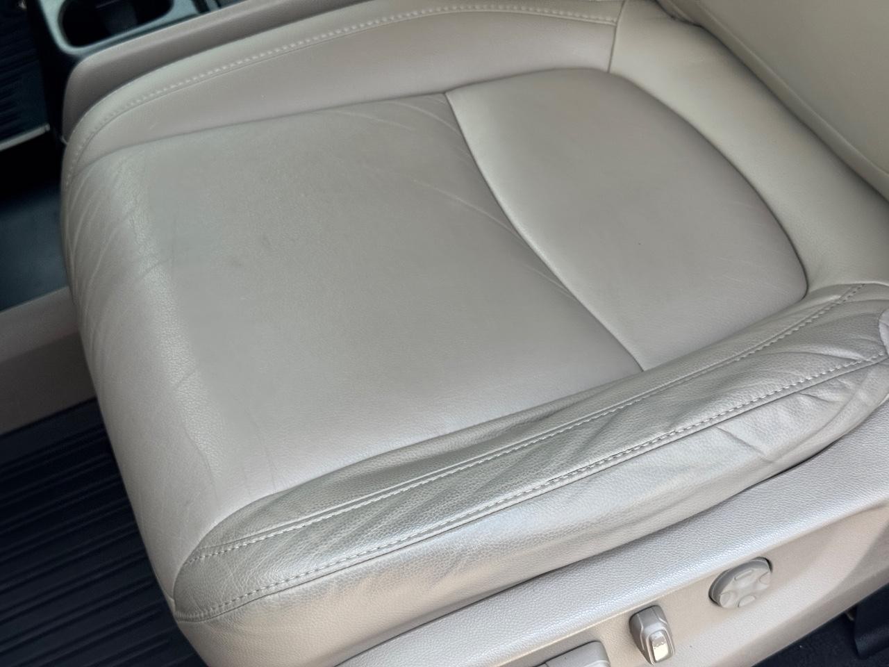 Honda Odyssey Vehicle Full-screen Gallery Image 28