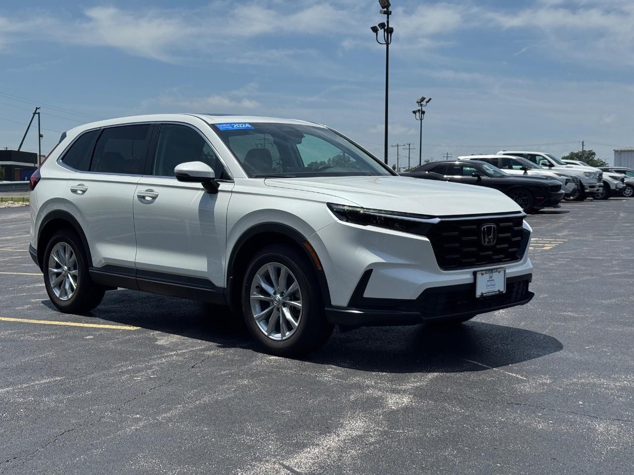 Honda CR-V Vehicle Full-screen Gallery Image 02