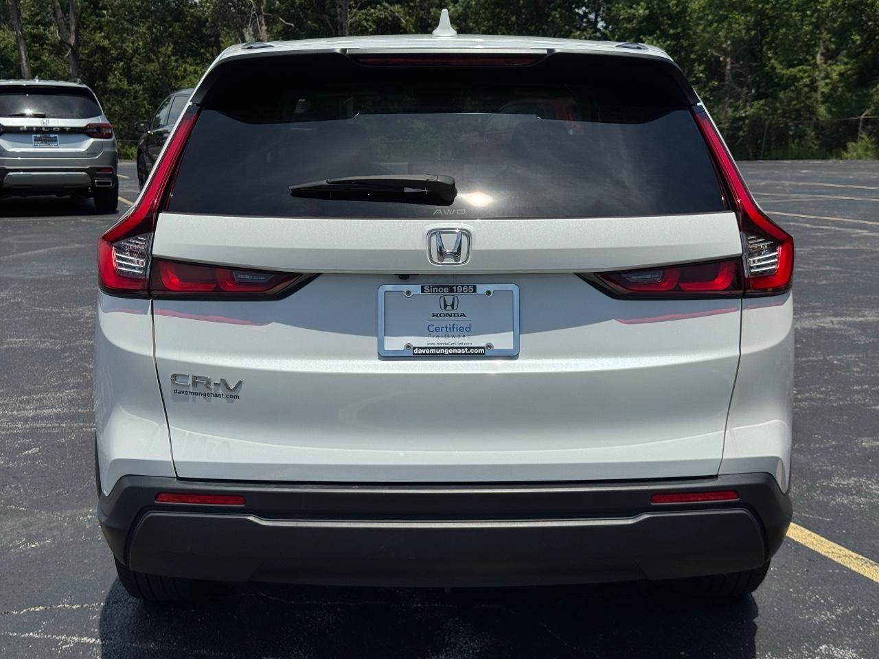 Honda CR-V Vehicle Full-screen Gallery Image 06