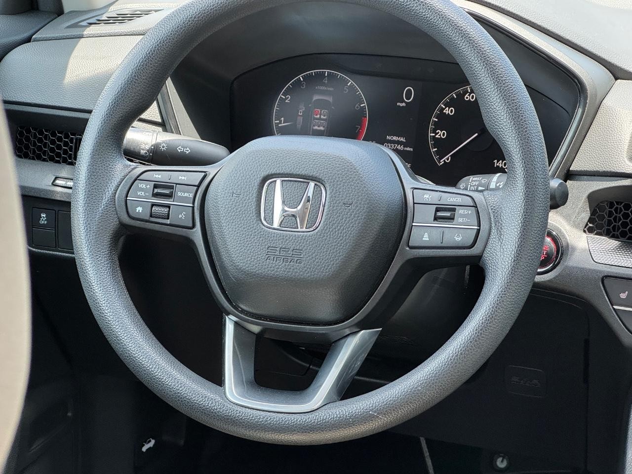 Honda CR-V Vehicle Full-screen Gallery Image 13