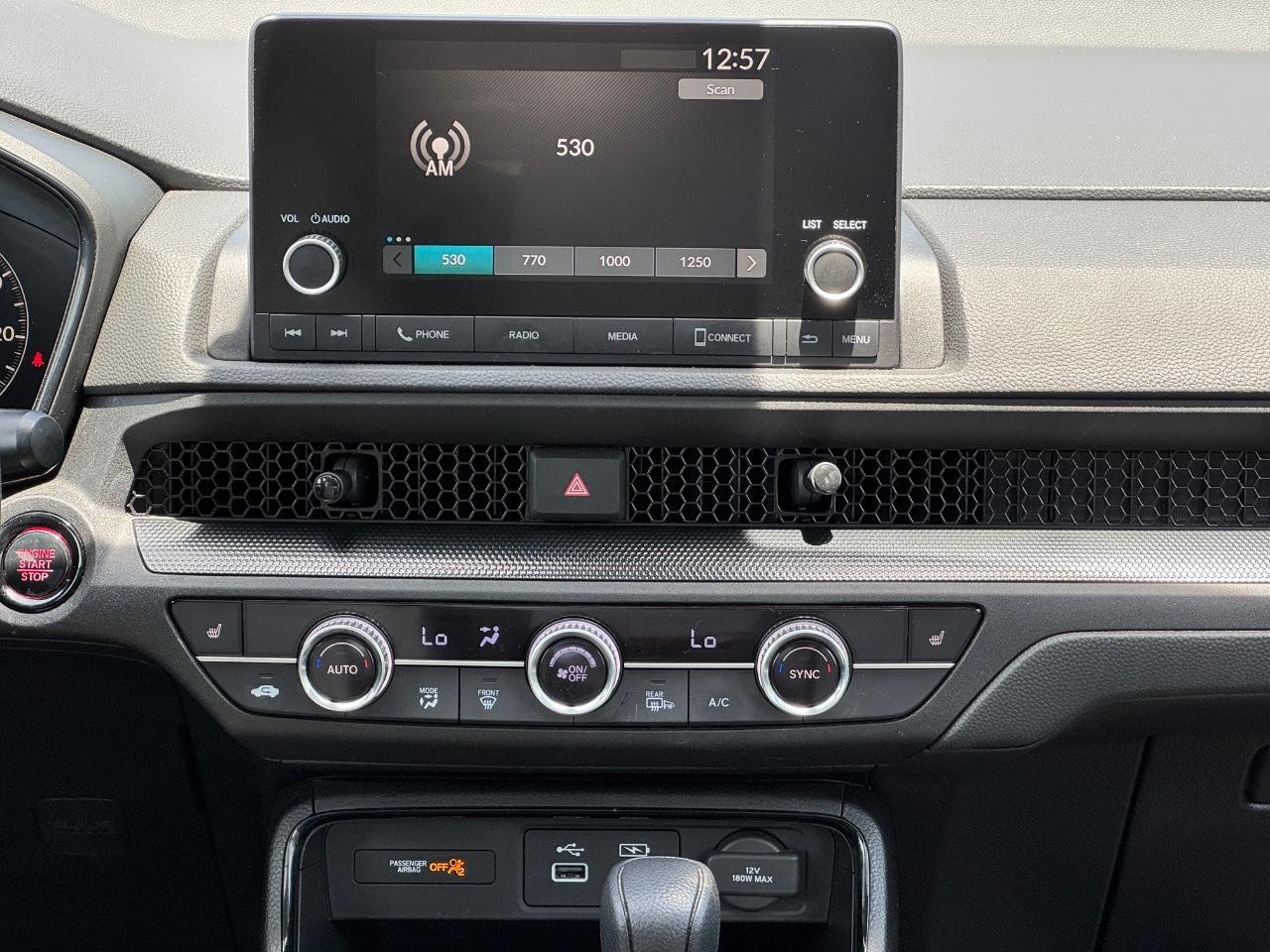 Honda CR-V Vehicle Full-screen Gallery Image 14