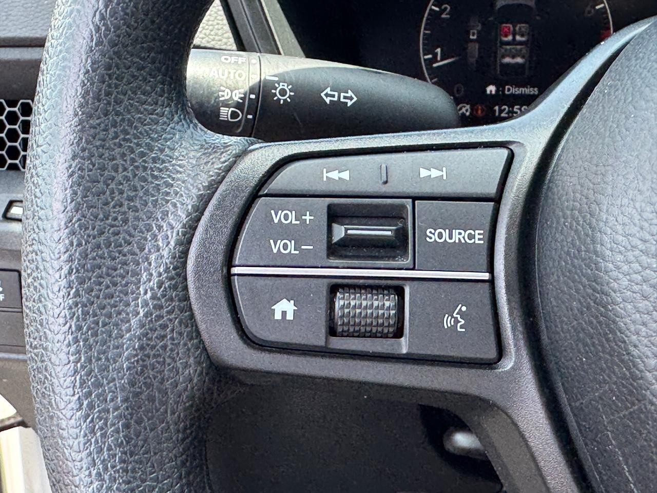 Honda CR-V Vehicle Full-screen Gallery Image 20