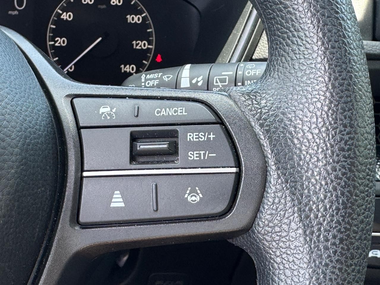Honda CR-V Vehicle Full-screen Gallery Image 21