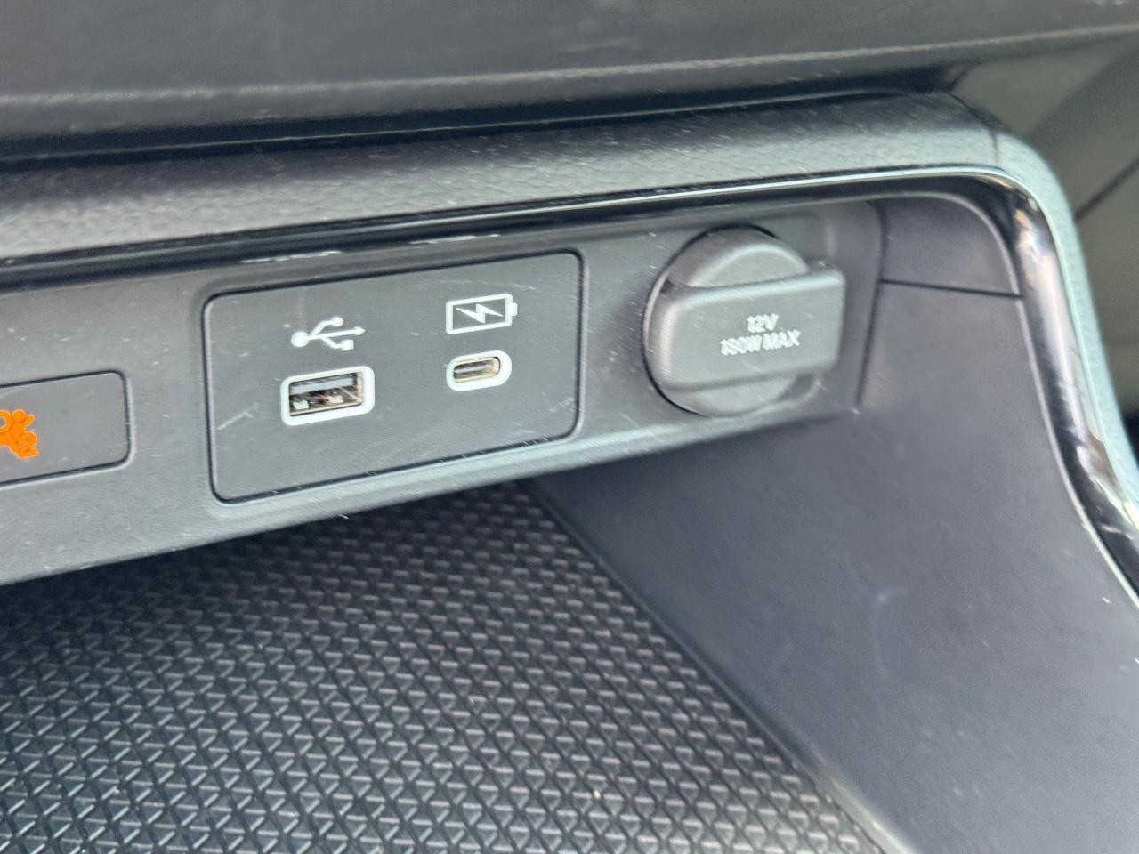 Honda CR-V Vehicle Full-screen Gallery Image 25