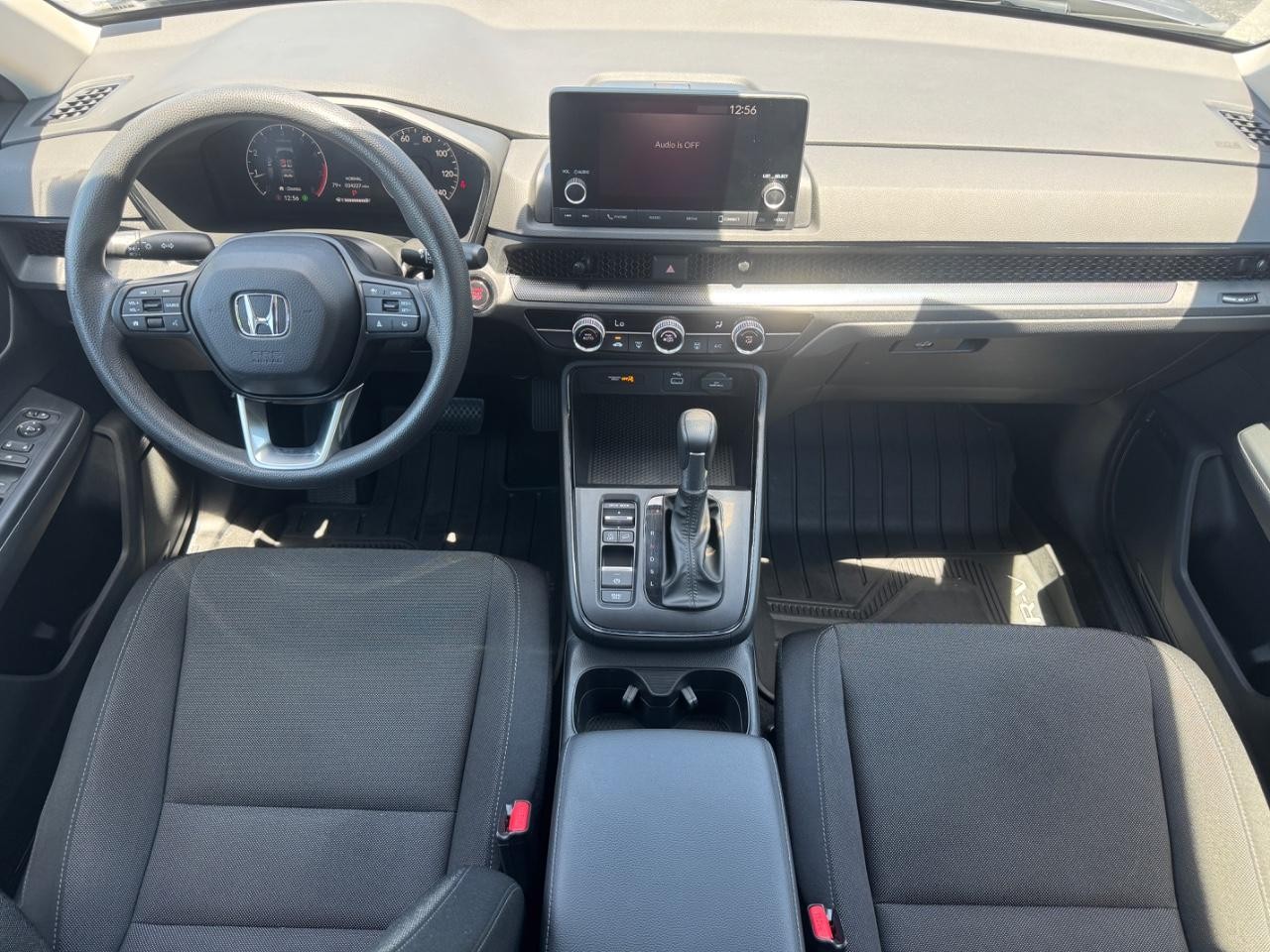 Honda CR-V Vehicle Full-screen Gallery Image 12