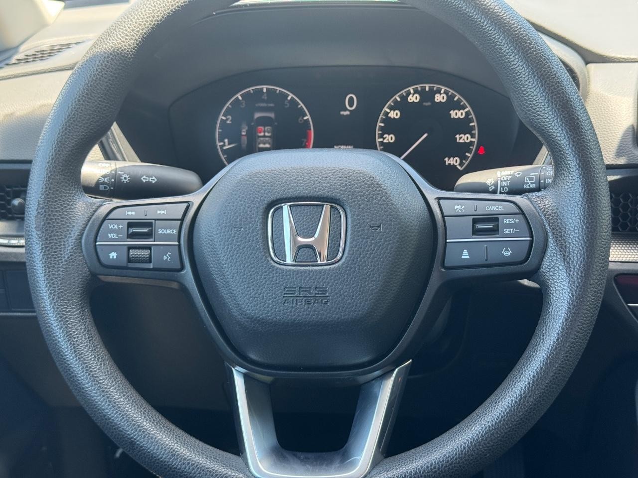 Honda CR-V Vehicle Full-screen Gallery Image 13