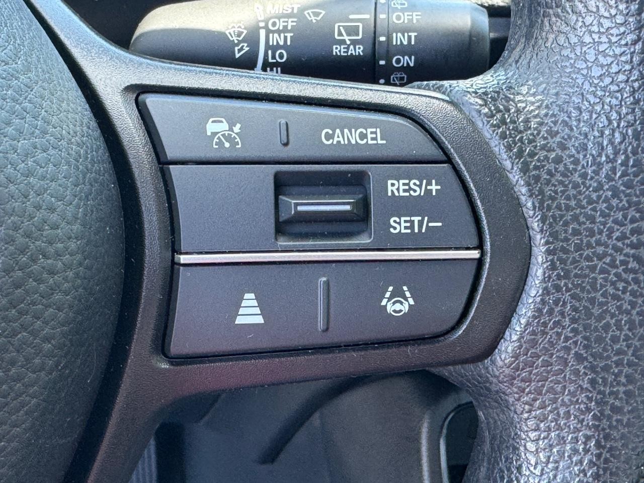 Honda CR-V Vehicle Full-screen Gallery Image 22