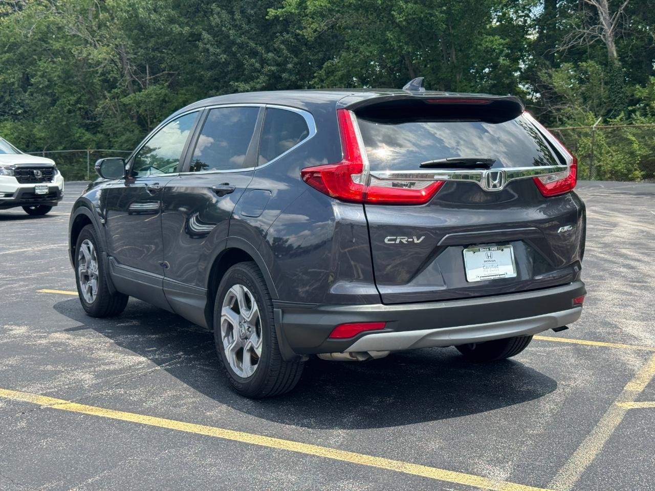 Honda CR-V Vehicle Full-screen Gallery Image 07