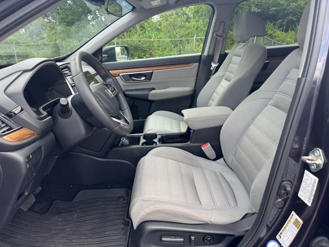 Honda CR-V Vehicle Full-screen Gallery Image 18