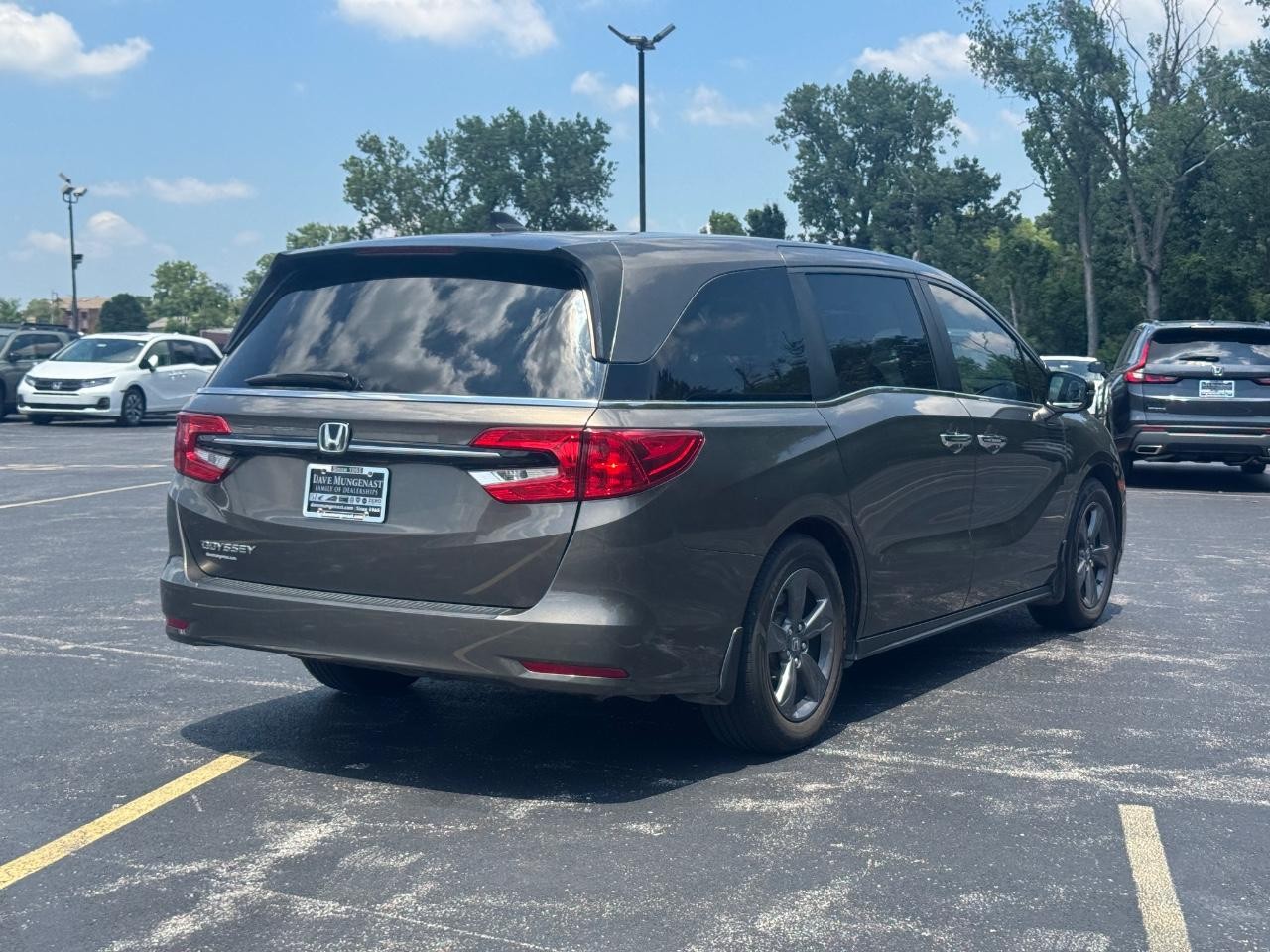 Honda Odyssey Vehicle Full-screen Gallery Image 04