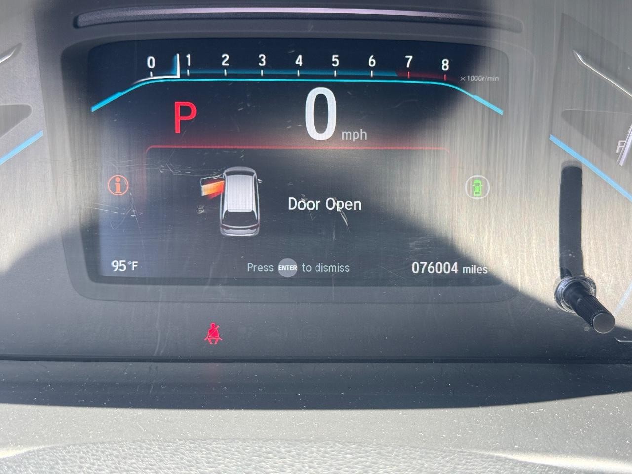 Honda Odyssey Vehicle Full-screen Gallery Image 19