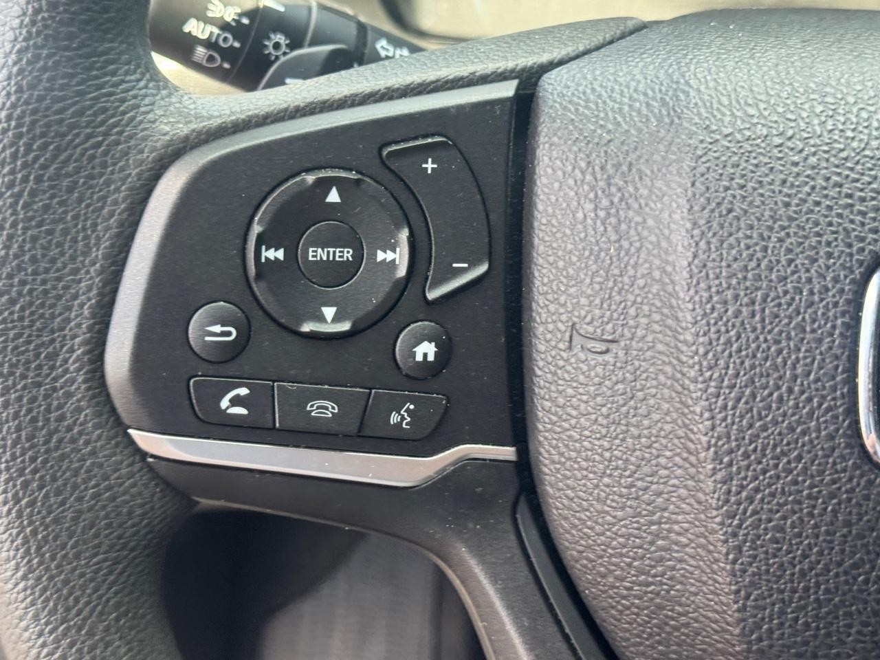 Honda Odyssey Vehicle Full-screen Gallery Image 20