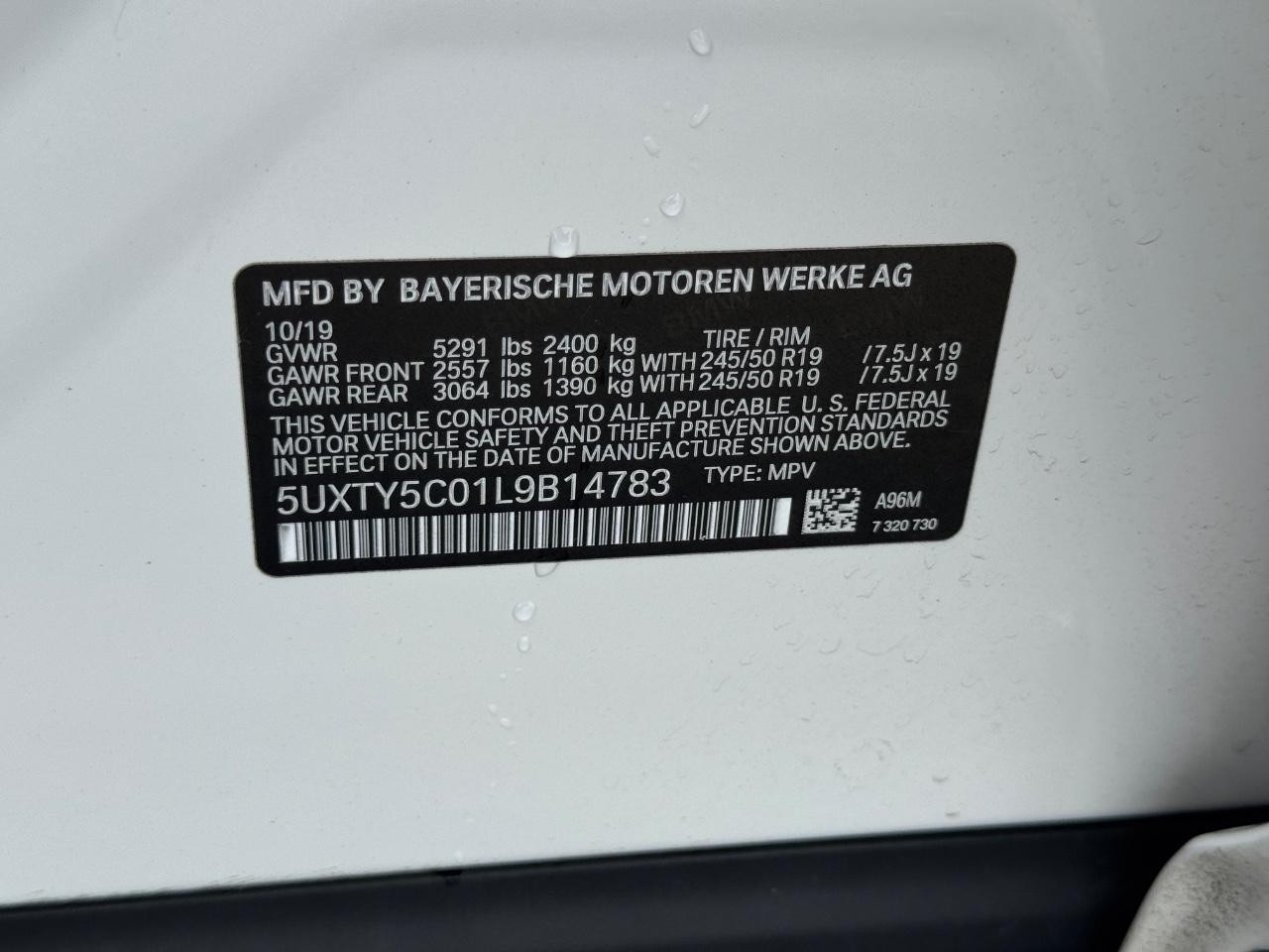 BMW X3 Vehicle Full-screen Gallery Image 30