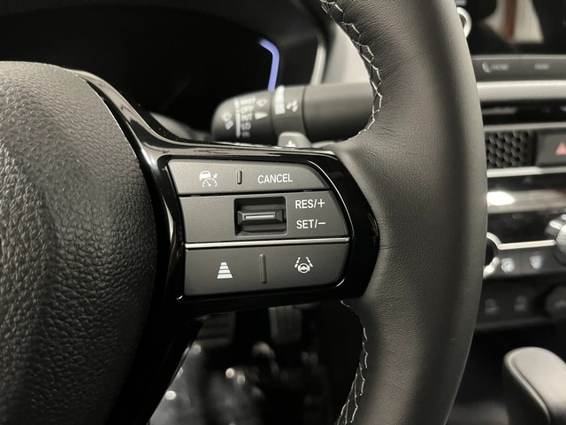 Honda Civic Sedan Hybrid Vehicle Full-screen Gallery Image 17