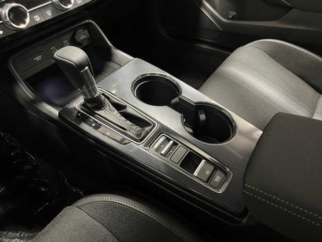 Honda Civic Sedan Hybrid Vehicle Full-screen Gallery Image 18