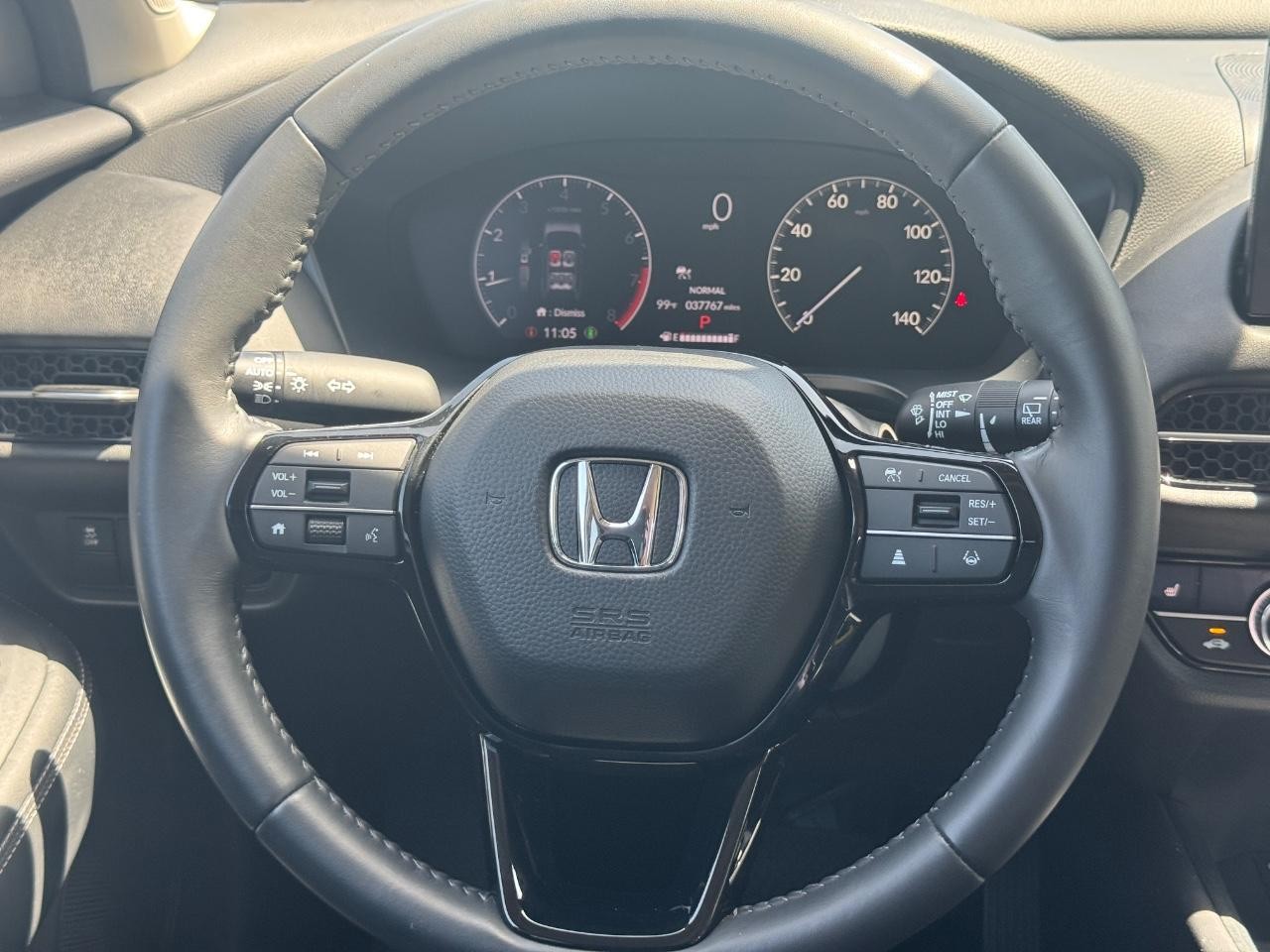 Honda HR-V Vehicle Full-screen Gallery Image 13