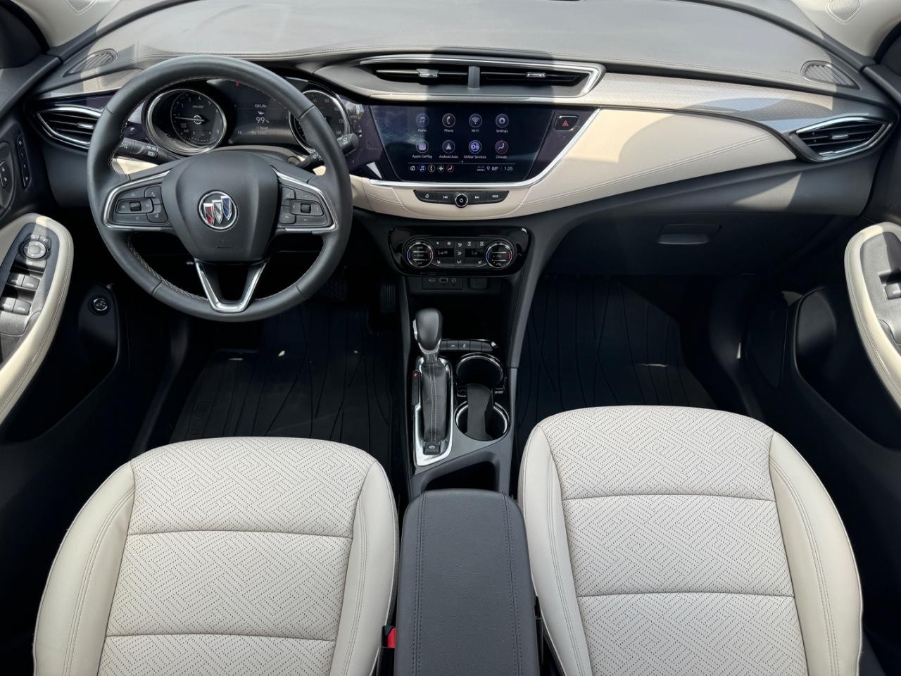 Buick Encore GX Vehicle Full-screen Gallery Image 12