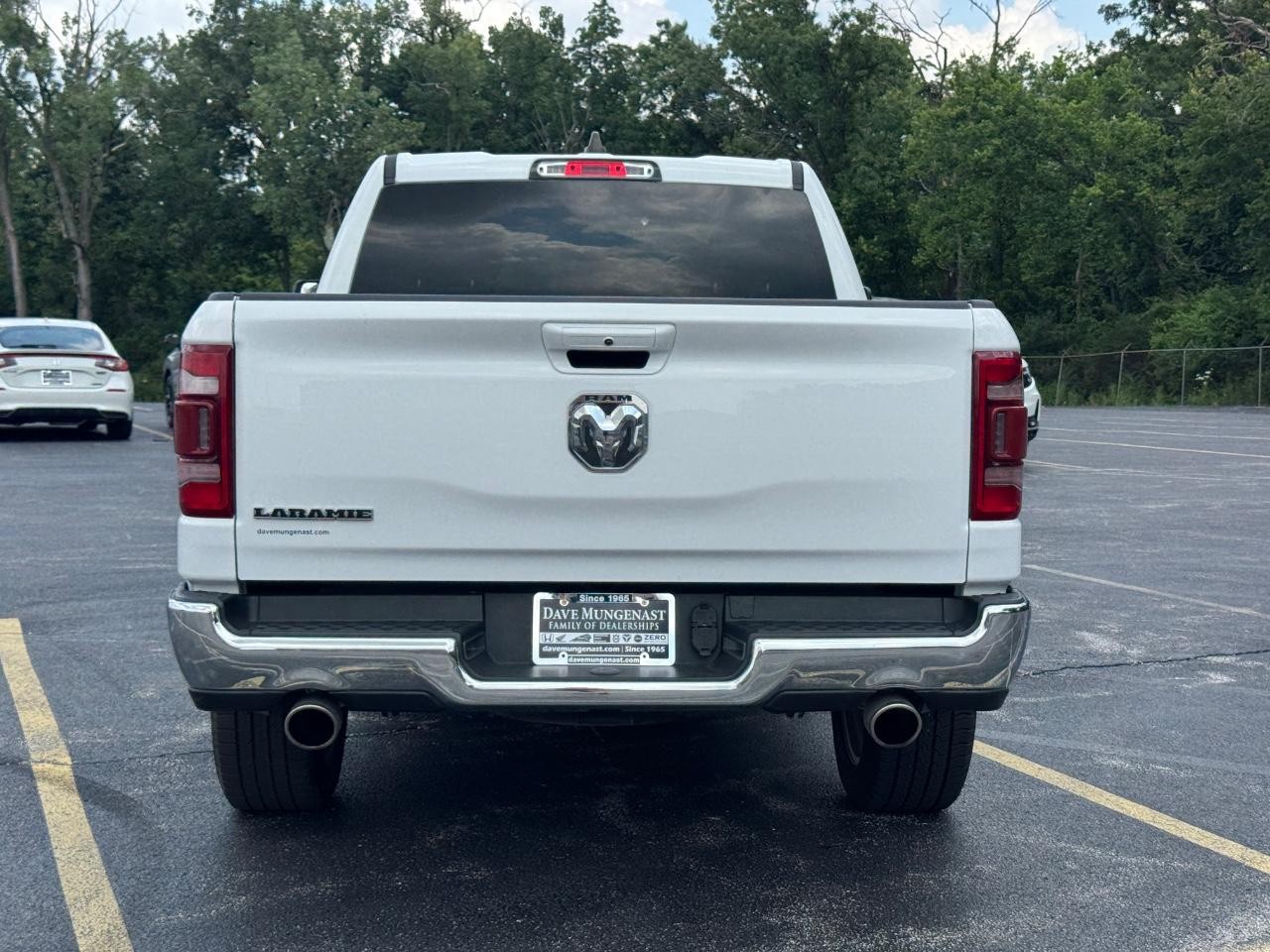 Ram 1500 Vehicle Full-screen Gallery Image 06