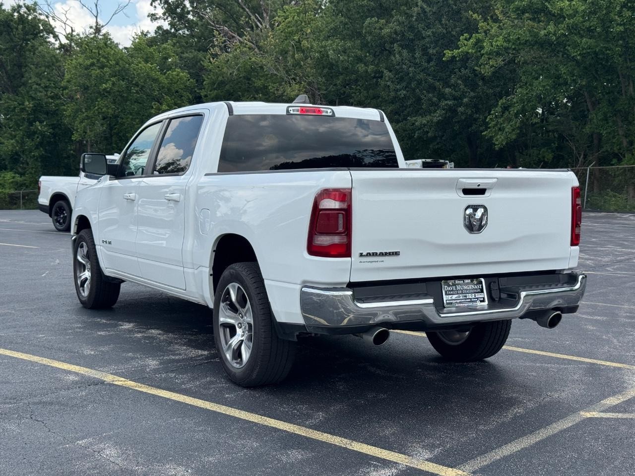 Ram 1500 Vehicle Full-screen Gallery Image 07