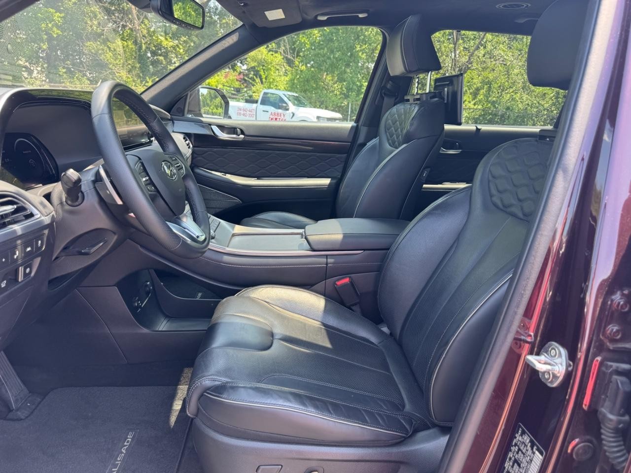 Hyundai Palisade Vehicle Full-screen Gallery Image 21