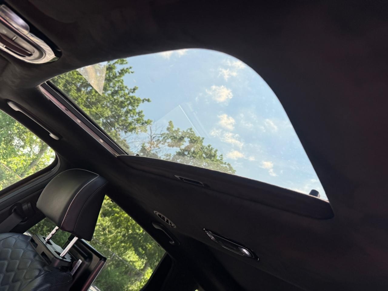 Hyundai Palisade Vehicle Full-screen Gallery Image 22